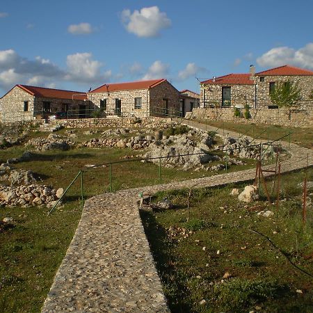 Arachovitika Kalivia Hotell Karyes Exteriör bild