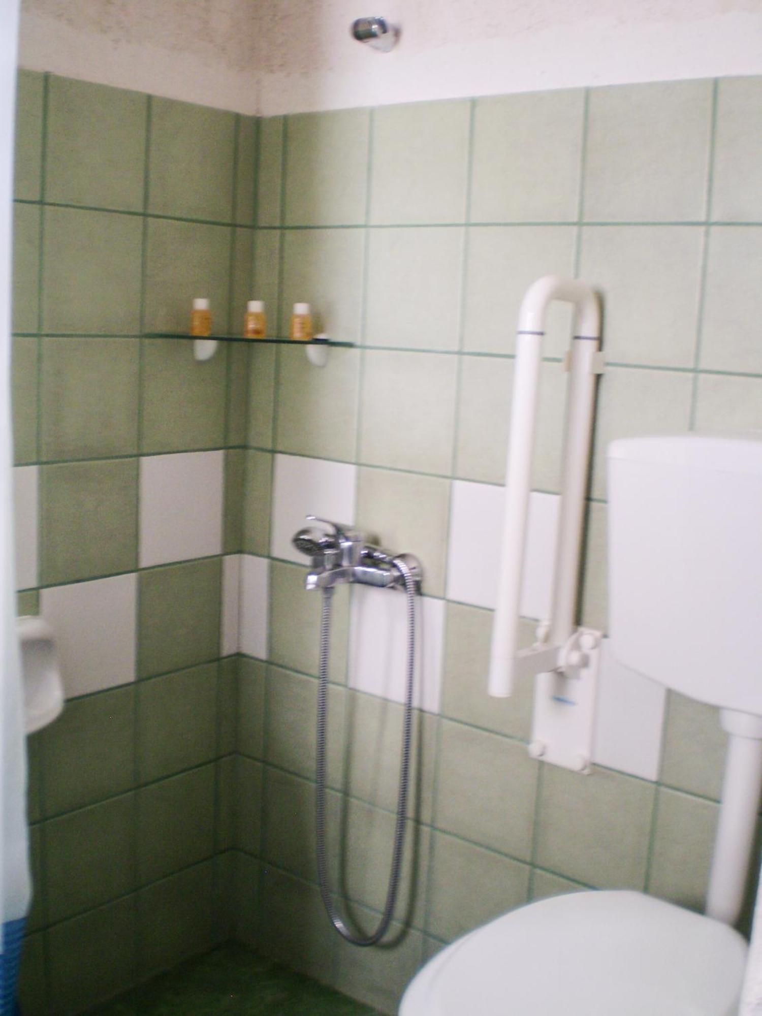 Arachovitika Kalivia Hotell Karyes Rum bild